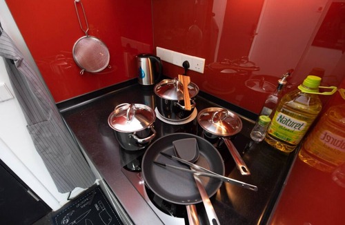 Mont Kiara Apartment | Arcoris Mont Kiara/163Mall 4Pax 1Bedroom/Balcony