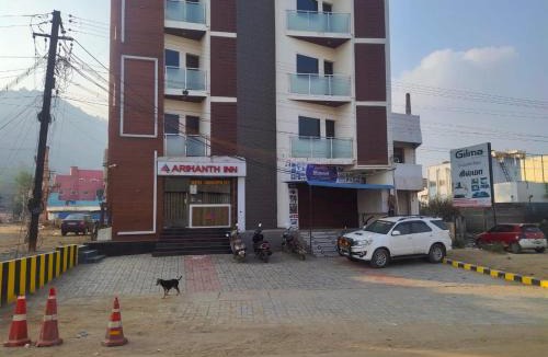 Vellore Hotel | Arihanth Inn