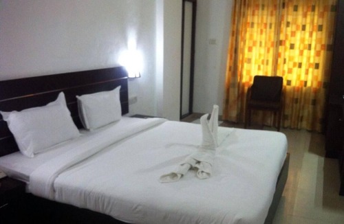 Palayam Hotel | Aroma Classic Days