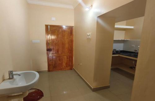 Tiruchendur Hotel | Arumugam Residency AC
