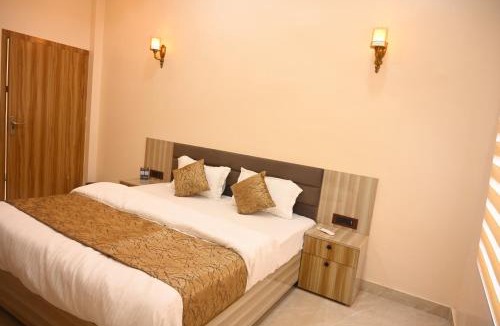 Faizabad Hotel | Aryavart Hotel