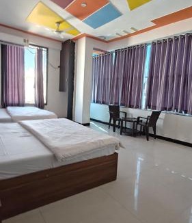 Shri Madhopur Hotel | Ashirwad Hotel And Family Restaurant