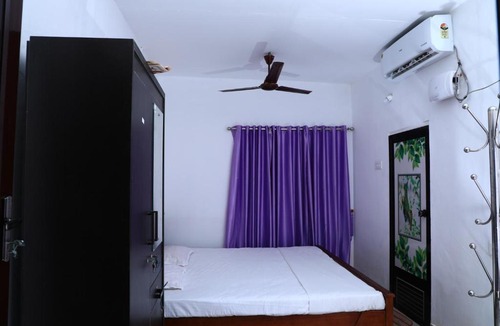 Munroe Island Villa | Ashtaman's Chayakadaveedu