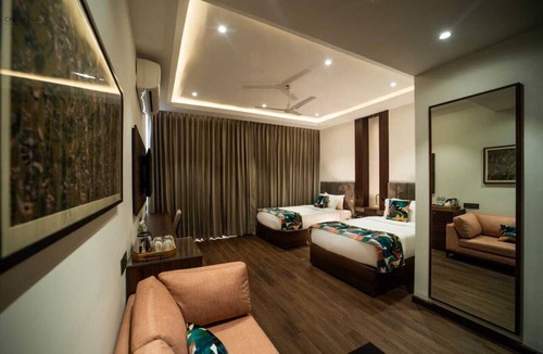 Shavri Colony Hotel | Aura Boutique Hotel