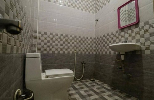 Bommayapalayam Resort | AuraBay Resorts Deluxe Double Room with Balcony