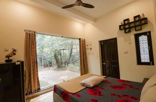 Bommayapalayam Resort | AuraBay Resorts Double Room with Garden View