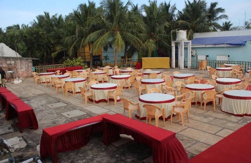 Bommayapalayam Apartment | AVM Paalm Meadows Resort Family Room