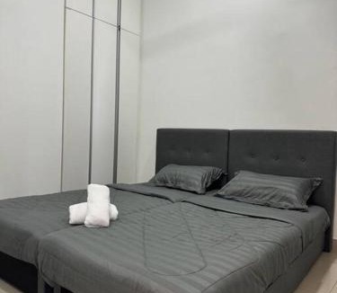 Batu Caves Apartment | Ayuman Suites, Gombak, KL, by izzyHouse with Netflix, PS4