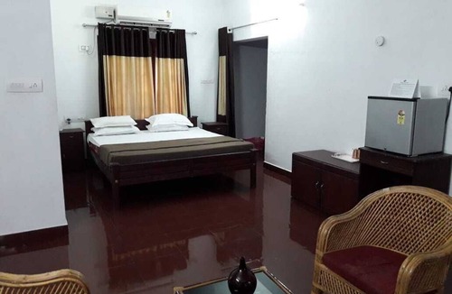 Wadakanchery Hotel | Ayuryogashram Heritage