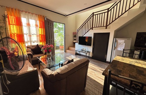 Batangas City Apartment | (B) Explore Batangas: Comfortable Townhouse