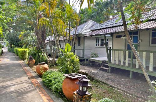 Khlong Khut Resort | Baan Imm Sook Resort