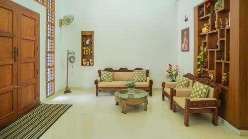 Alappuzha House | Badhram Homestay 4bhk
