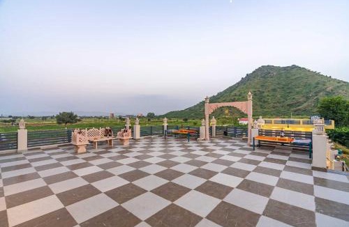 Viratnagar Villa | Badshah Farmstay by VEO - Part of StayVista