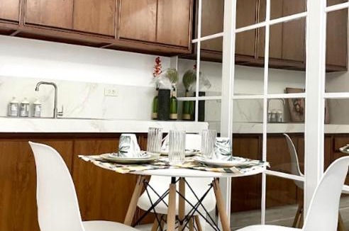 Legazpi Apartment | Balay by JMB