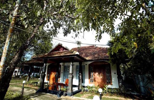 Alappuzha Resort | Bamboo Lagoon Backwater Front Resort