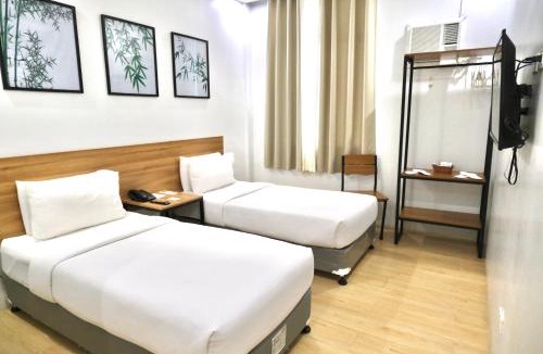 Puerto Princesa City Centre Hotel | Bambu Suites