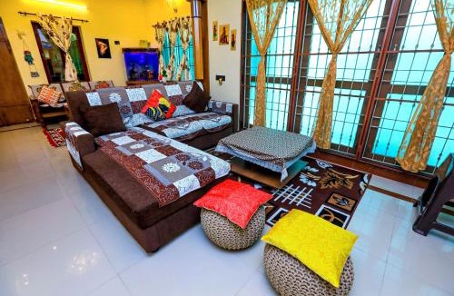 Heritage Town House | Bay Homes 2BHK WT Bathtub Near Rock Beach