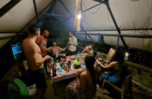 Alappuzha Hostel | Beachcampers for Foreign travelers only