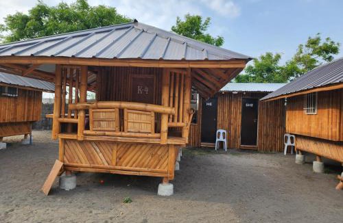 Caba Ski Chalet | Beachfront Aircon Kubo for 4pax