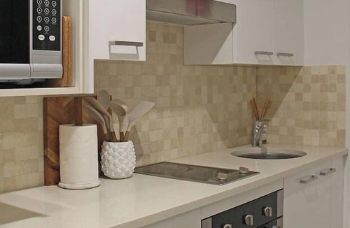 Dee Why Apartment | Beachfront Studio, Views, Best Location