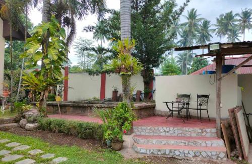 Valencia Bed & Breakfast | Belfort House B&B