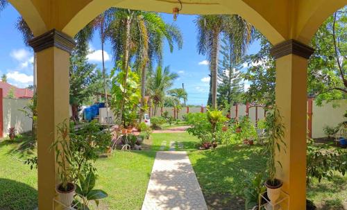 Valencia Bed & Breakfast | Belfort House B&B