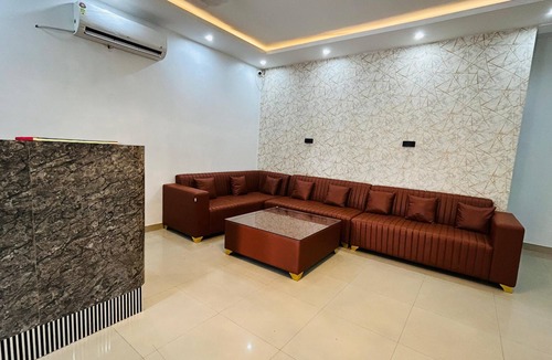 Greater Noida Hotel | Belle Vista Regency
