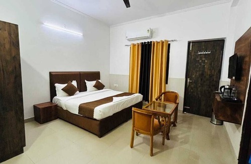 Greater Noida Hotel | Belle Vista Regency