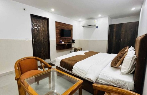 Greater Noida Hotel | Belle Vista Regency