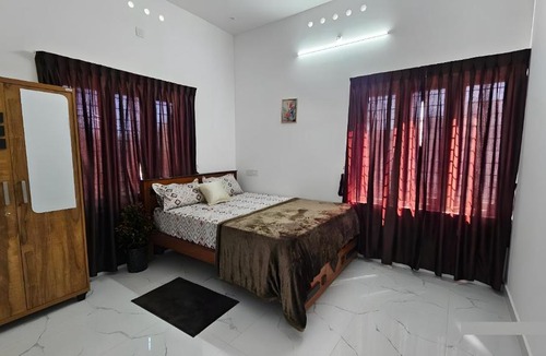 Elappara Villa | Beverly Hills Vagamon