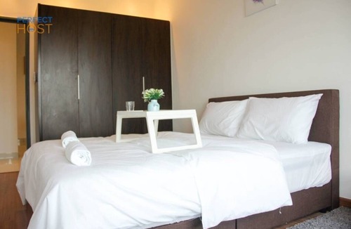 Bukit Jalil Apartment | BJ #7 Cozy Spacious design 3 BR near Par