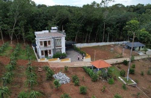 Neyyattinkara House | Bk farmhouse homestay