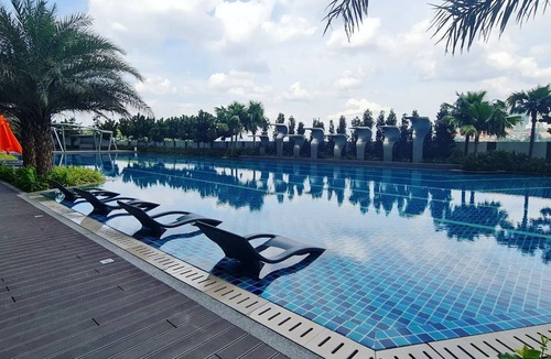 Cheras Apartment | Boho retreat 1-min walk to MRT Station - Female only