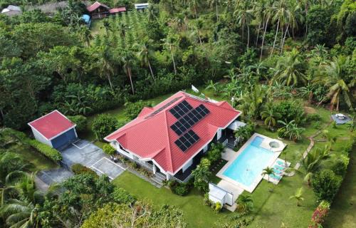 Lila Bed & Breakfast | Bohol White House Bed & Breakfast
