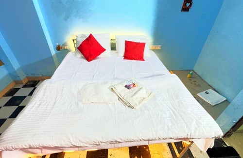 Amer Fort Road Apartment | Book-a-Room