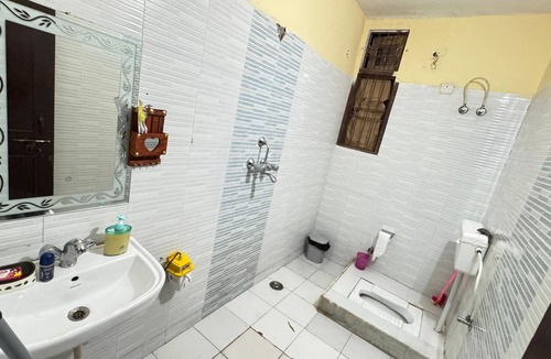 Amer Fort Road Apartment | Book-a-Room