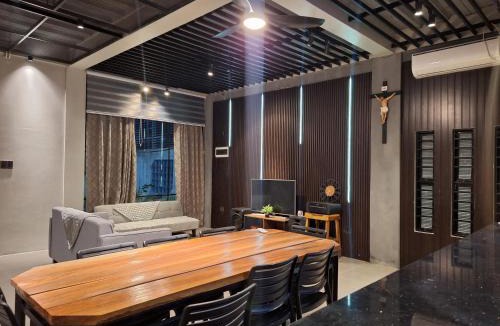 Bago City House | Bora House