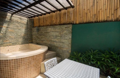 Aklan Province Apartment | Boracay Jacuzzi Room Station 1 Beach Escape