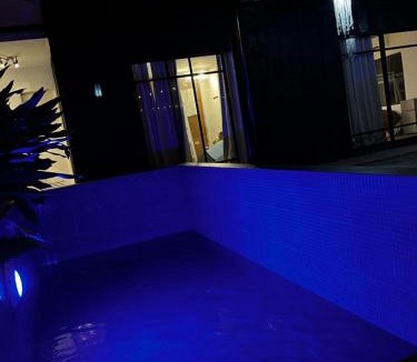 Amadeo Villa | Boxify Cabins
