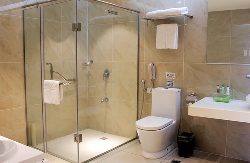Diliman Hotel | Brentwood Suites