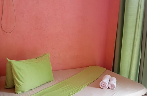 Coron Apartment | Budget accomodation with free drinking water and coffee