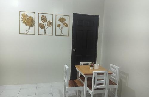 Quezon City Apartment | Budget Deca Commonwealth Staycation
