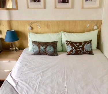 Kuala Lumpur House | Budget Double Room in Suria Kipark Damansara Apt
