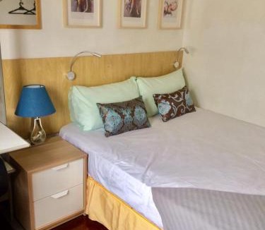 Kuala Lumpur House | Budget Double Room in Suria Kipark Damansara Apt