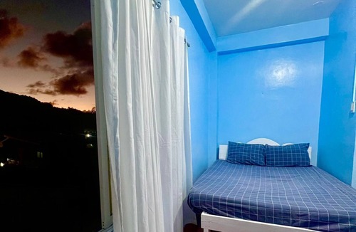 San Isidro Bed & Breakfast | Bulan Pacifica - Big Window ~ Mountain View