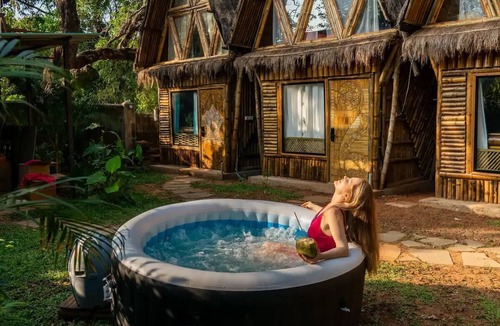 Chapora Cottage | Butterfly: Hi-Design Stylish AC Cottage in Vagatornn