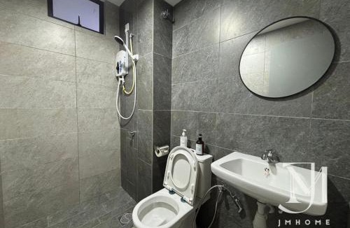 Kampung Bukit Dukong Apartment | C180 Trader Park Family Suite 7-8Pax #13