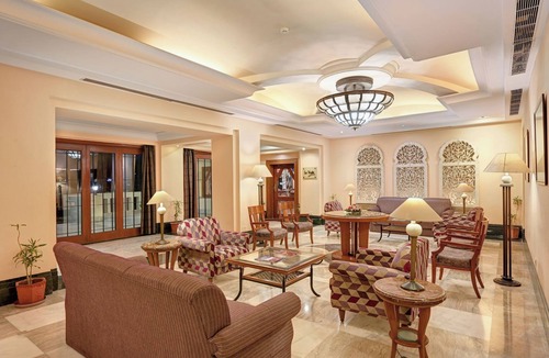 Ahmedabad City Centre Hotel | Cama Hotel