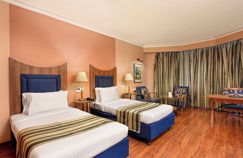 Ahmedabad City Centre Hotel | Cama Hotel