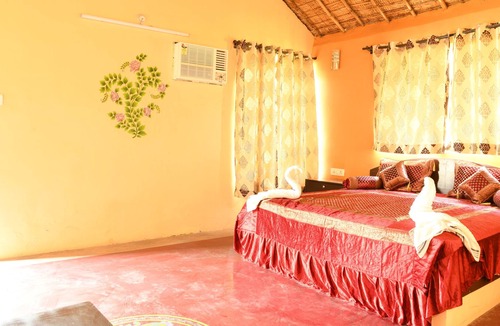Bail Parao Hotel | Camp Pawalgarh